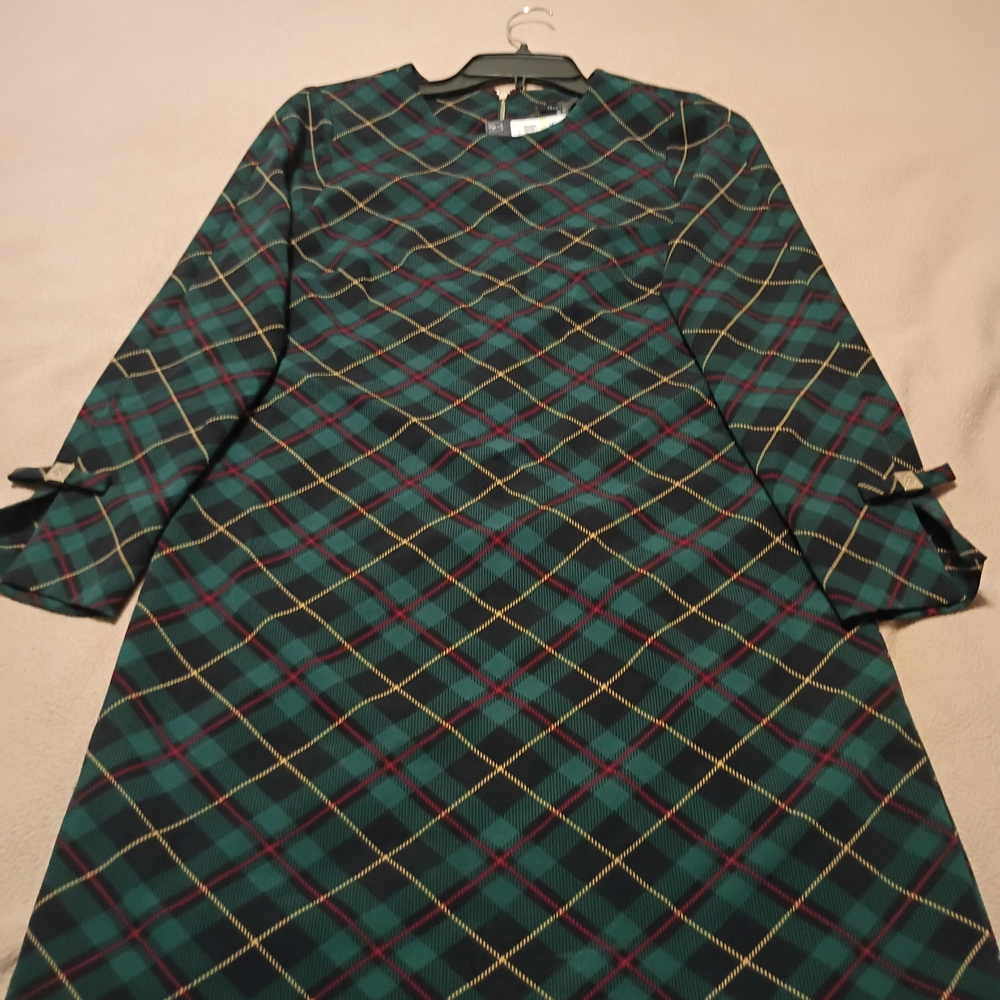 Tommy Hilfiger Green Plaid Long Sleeve Dress with Bow Cuffs